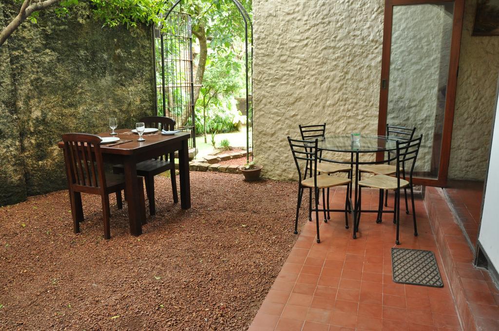 Bed and Breakfast Bangalawa Nawala Exterior foto