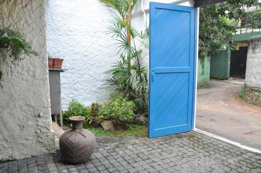 Bed and Breakfast Bangalawa Nawala Exterior foto